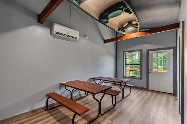 Cabin 1 - Image 5